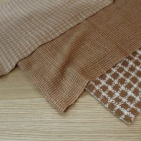 大岡川の桜で染めたショール