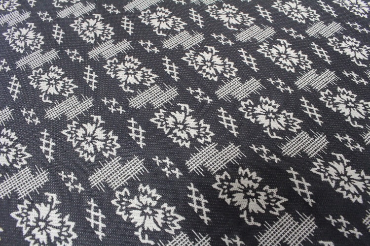 明治時代の生地を復元した糸織｜横浜の車屋呉服店